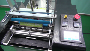 Semi-automatic hot melt adhesive labeling machine